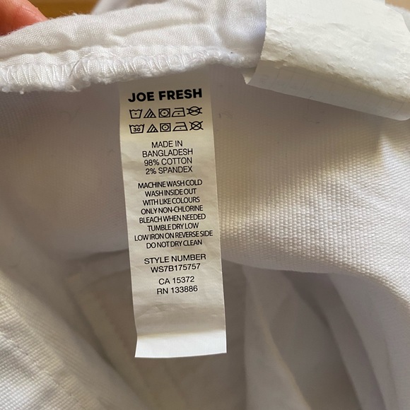 JOE FRESH Classic White Shorts - Picture 5 of 9